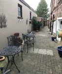 Newport Quay Hotels near Carisbrooke Castle