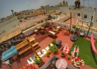 Spanish Galleon Lodge