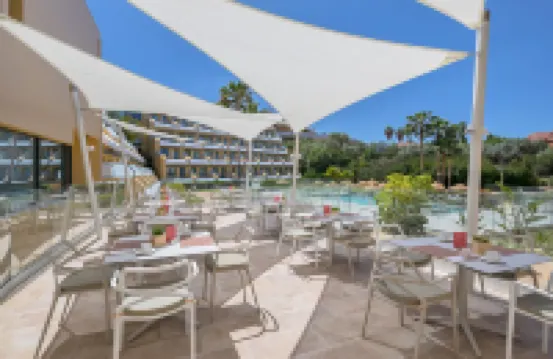 巴塞羅赫雷斯蒙特卡斯蒂略酒店及會議中心