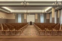 Embassy Suites by Hilton Savannah Historic District