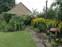 189 April Cottage Hotels in Trowbridge