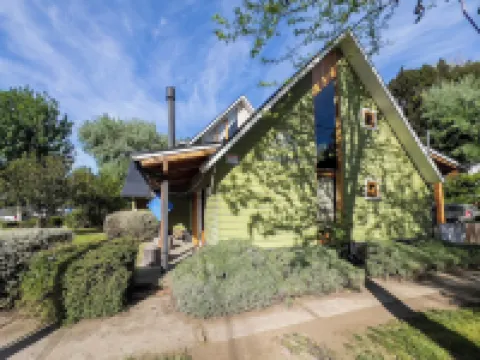 Wesley House Hosteria Boutique Отели в г. 