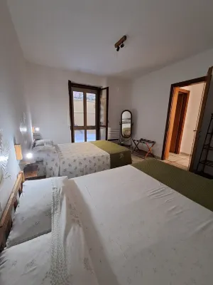 Toscana romantica, tra mare, uliveti e medioevo Hotels near Ultima Spiaggia