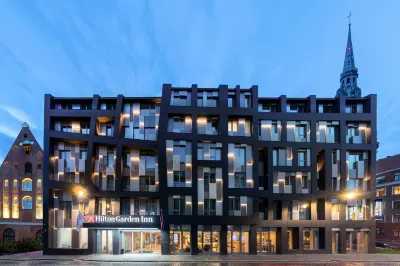 Hilton Garden Inn Riga Old Town Các khách sạn gần Three Brothers