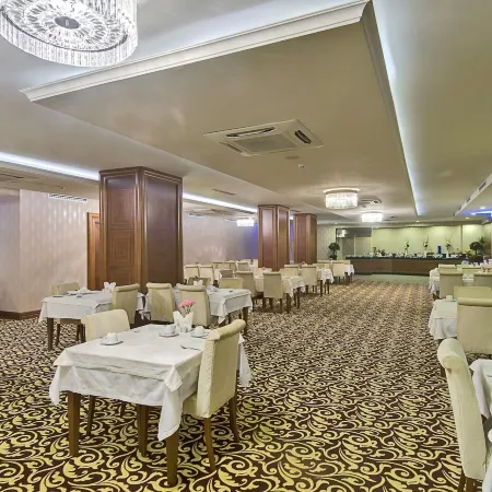 Tugcu Hotel Select