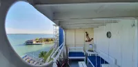 Doulos Phos The Ship Hotel - Meerblick
