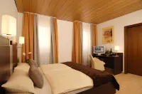 Adler Hotel Garni Hotels in Kongen