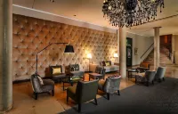 Hotel Maximilian’s Hotels in Augsburg