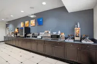 Comfort Inn & Suites Crystal Inn Sportsplex - sarapan