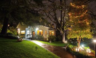 The Campbell House Inn