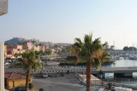 Petit Hotel