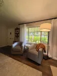 The Garden Hideaway! East Medford, close to hospital, shopping and restaurants.