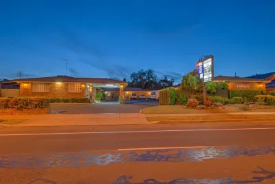 Cadman Motor Inn and Apartments Hôtels à : West Tamworth