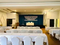 Pranmanee Beach Resort Hotels in Sam Roi Yot