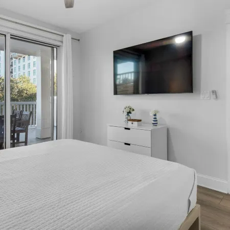 Steps from Baytowne Wharf with Pool & Private Beach Access