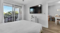 Steps from Baytowne Wharf with Pool & Private Beach Access - balcony
