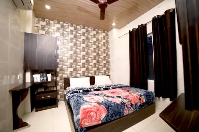 Hotel Star Light Hotels in Amritsar