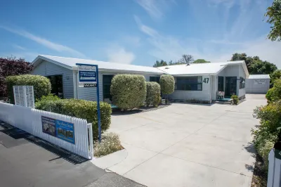 EMotel Napier Hoteles cerca de EIT: School of Business