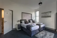 Peel Mount Villa Hotels in 