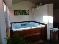 โรงแรมชาโต เดอ ลองติก - ที่มีสปา