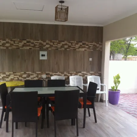 Lediba Guest Lodge