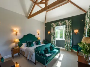 Rushton Hall Hotel and Spa
