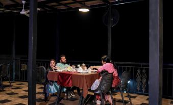 Aveda Munnar Mountains and Mist