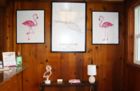 Flamingo汽車旅館