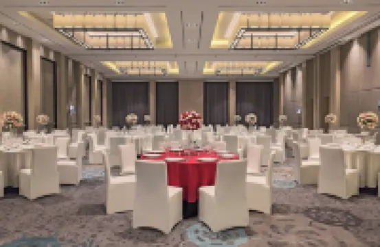 伊洛伊洛萬怡酒店