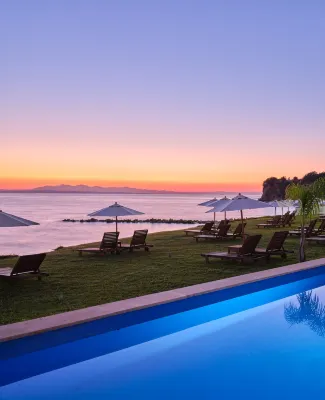 Cavo Orient Beach Hotel & Suites