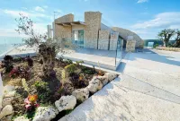 Prestigious Villa Olimpo With Pool And Sea View