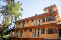 Costa de Calangute Hotels in 