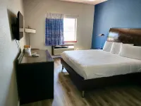 Budget Inn, Hwy 41