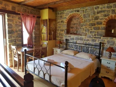 Aegean Bliss Residences Avgonima Hotels in 