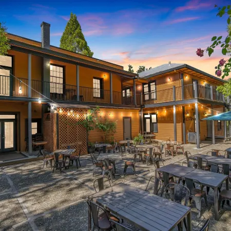 The Groveland Hotel