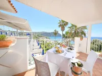普羅維登斯溫泉飯店 Cava dell'Isola Beach附近的飯店