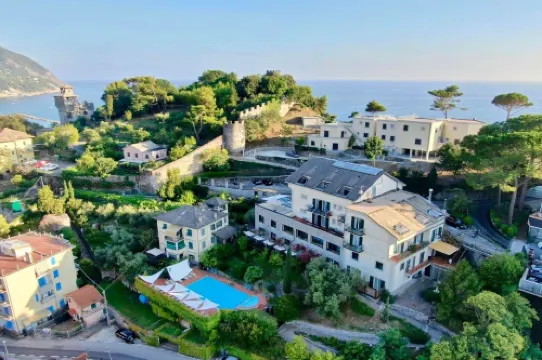 Adults-Only Boutique Hotel Villa Edera & La Torretta