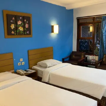 Hotel Lestari Near Lippo Plaza Mall Jember