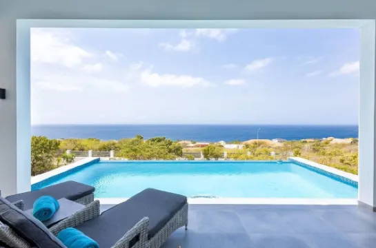 Villa Holiday Dream Sun Sea Serenity