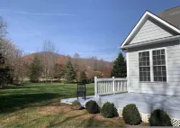 Stoney Creek Cottage Off The VA 151 Wine Trail Hotels in Massies Mill
