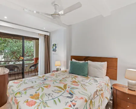 カラフル & プライベート 2ベッドルーム コンド ジャスト ア ショート ウォーク フロム ザ ビーチ ココのホテル