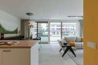 Huswell - Cozy Ground-Floor Apartment with Terrace in Ostend