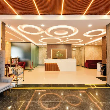 Hotel Shine International