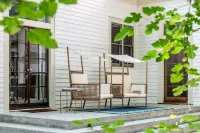 Lavender Hill Bed & Breakfast فنادق في Oconee County