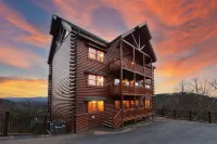 Blue Ridge Refuge 8 Bedroom Cabin by RedAwning Hotels in Sevierville