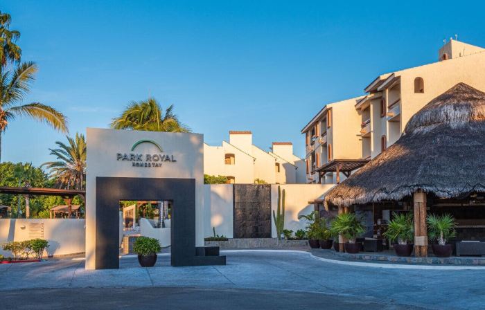 Park Royal Homestay Los Cabos
