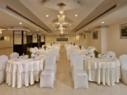 Red Fox by Lemon Tree Hotels, Alwar Hotels in Alwar