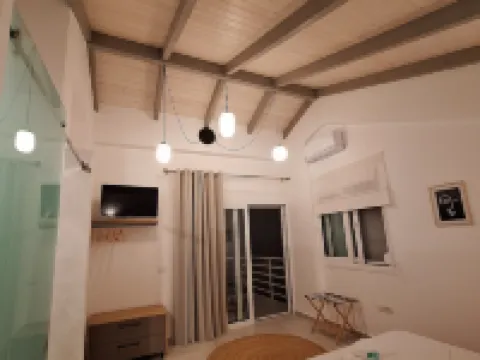 Luxury Apartments Kanali Hotels in Kanalion