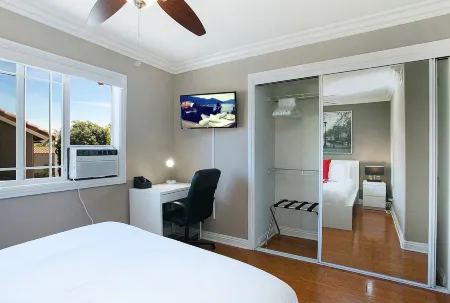 Multi-level 2br-fast Wifi-free Parking -cm-1 Отели рядом с достопримечательностью «OC Fair & Event Center»