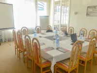 Cerise Royan - le Grand Hôtel de la Plage Hotels in Royan